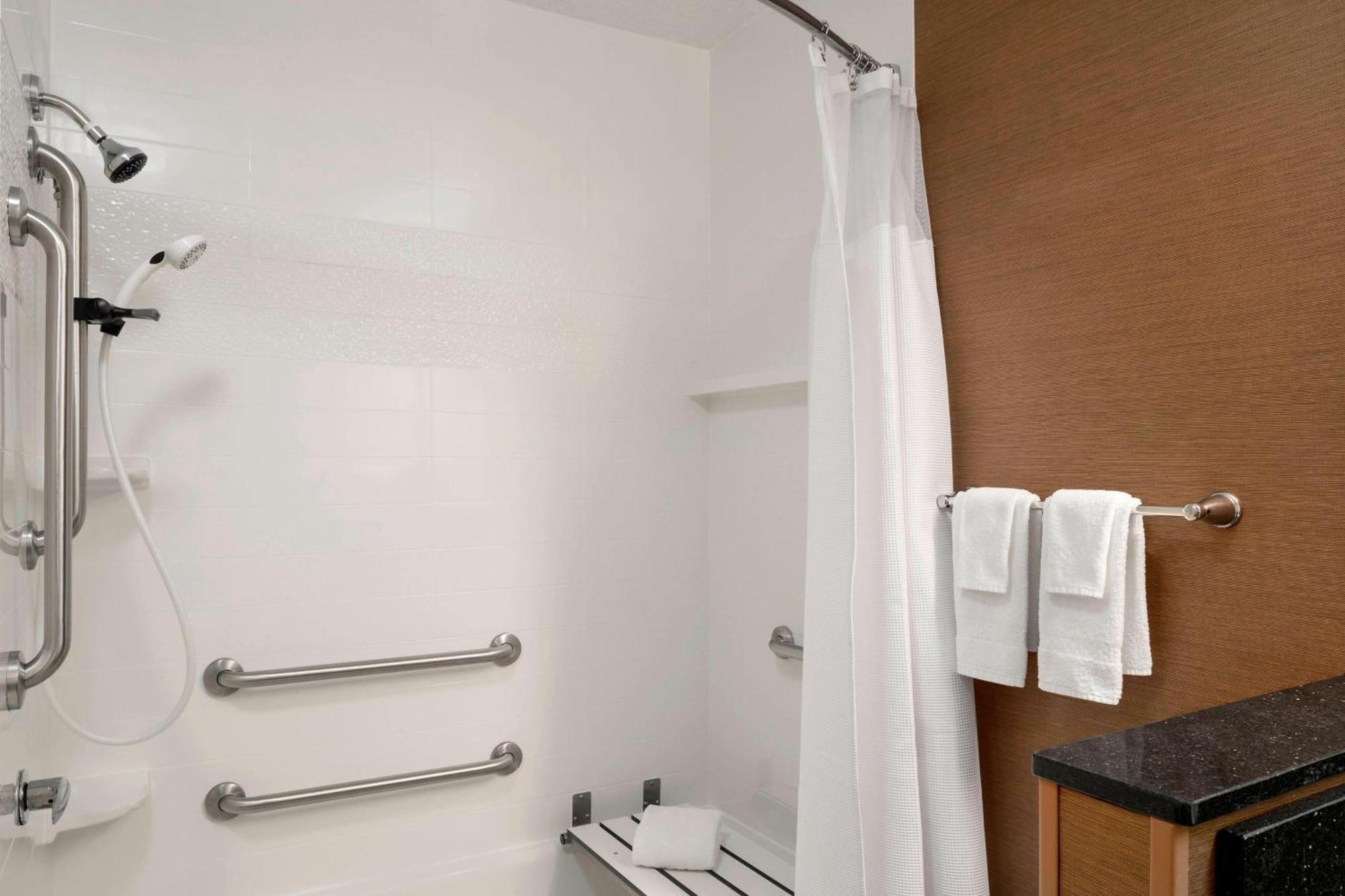 Fairfield Inn & Suites Lima Extérieur photo